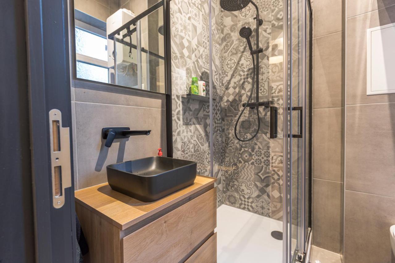 Golden Dove Luxury Aparts บรัสเซลส์ ภายนอก รูปภาพ