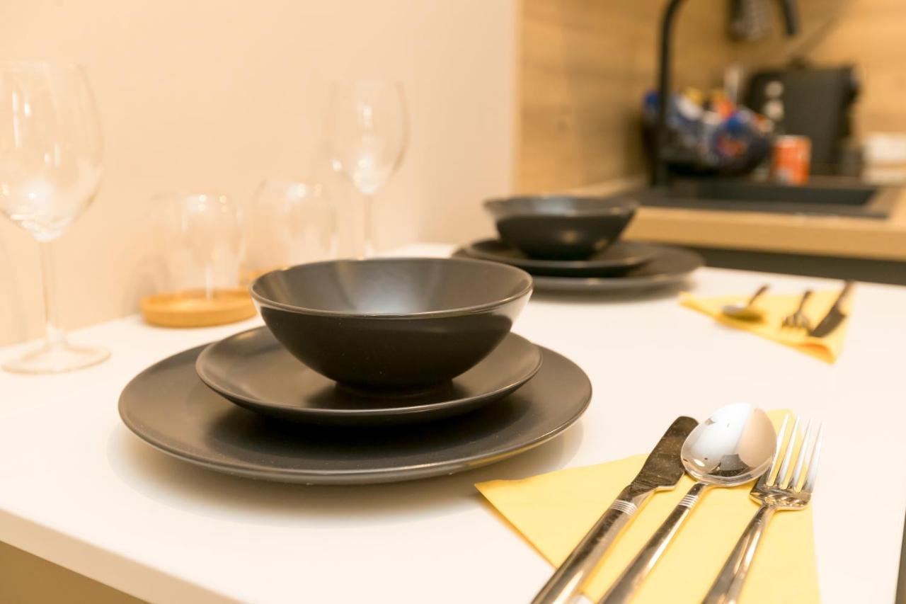 Golden Dove Luxury Aparts บรัสเซลส์ ภายนอก รูปภาพ