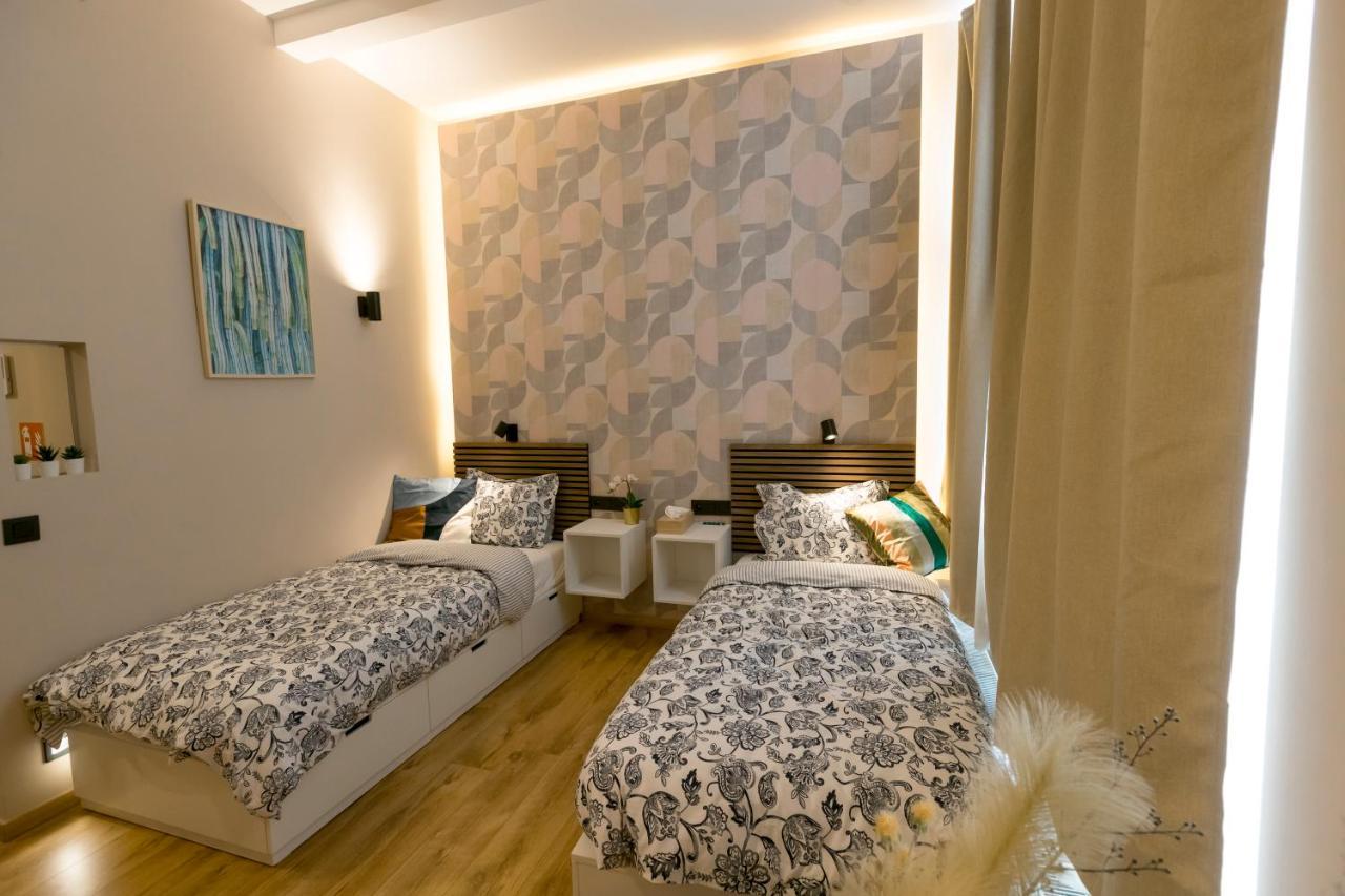 Golden Dove Luxury Aparts บรัสเซลส์ ภายนอก รูปภาพ